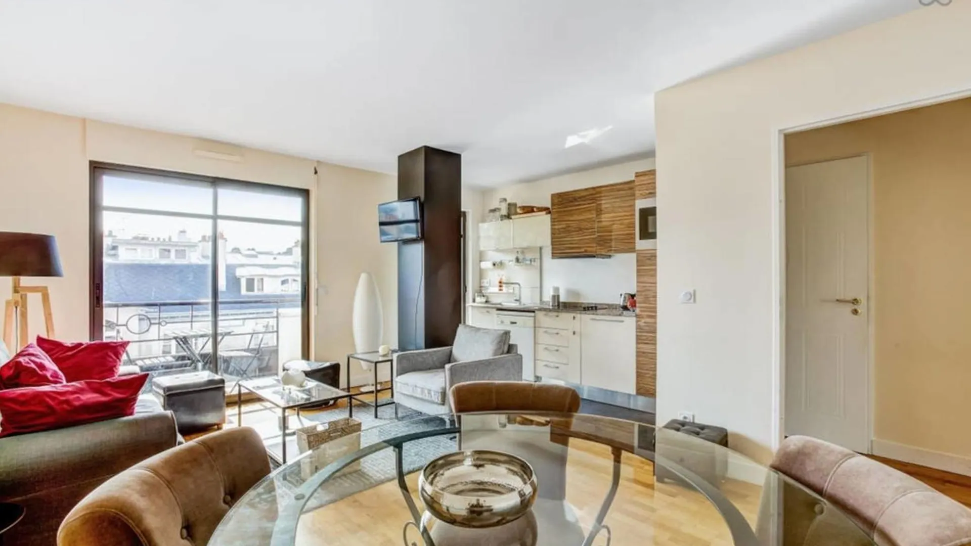 Appartement Des Toits - Welkeys Paris Apartment